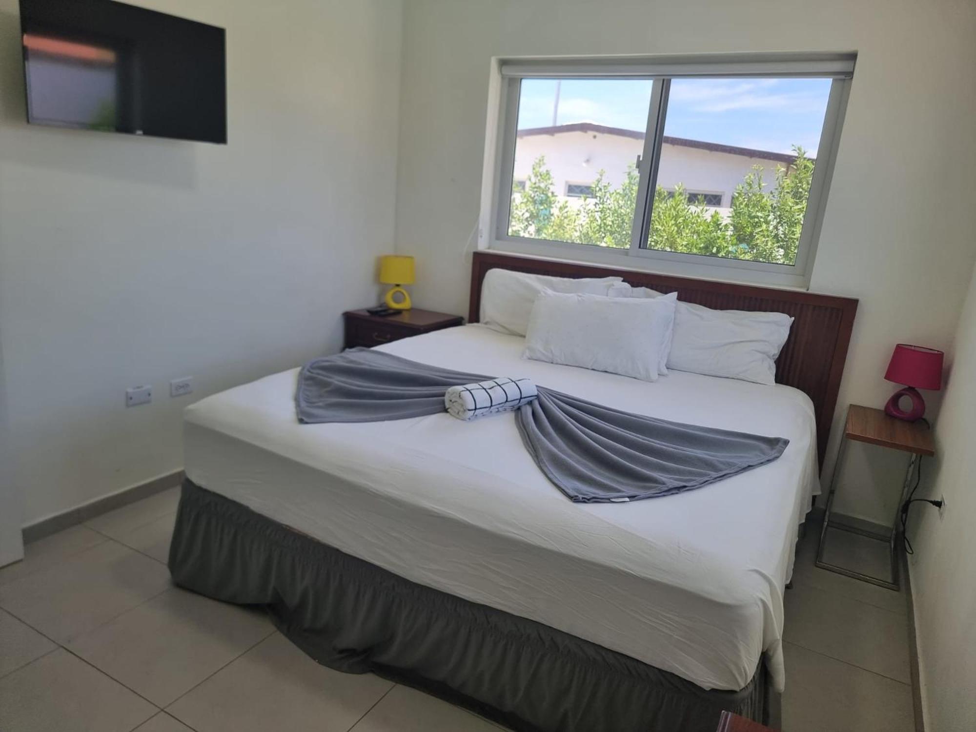 Ocean Breeze Apartments In Aruba Ораниестад Екстериор снимка